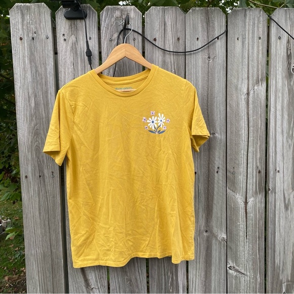 ThereAbouts Yellow Graphic Outdoor Adventures Retro Colored T-Shirt XL - Picture 1 of 4
